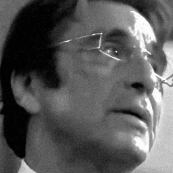 Al Pacino as Willy Bank